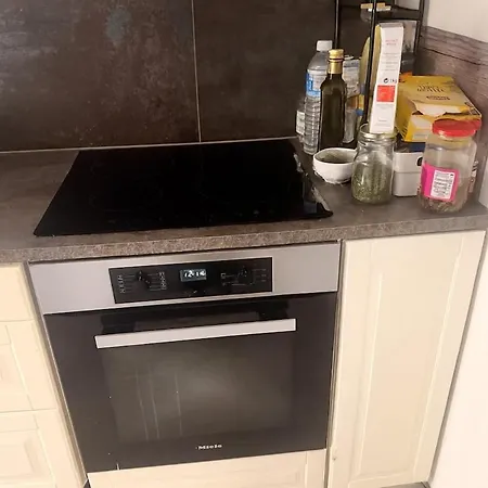 Apartment Cozy Private House With Free Parking